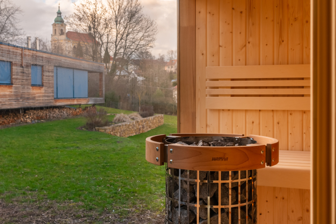 Vonkajšia sauna, Vonkajšia sauna s odpočivárňou Vysoká